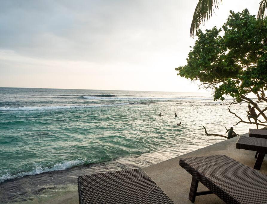 Villa Reef タール エクステリア 写真